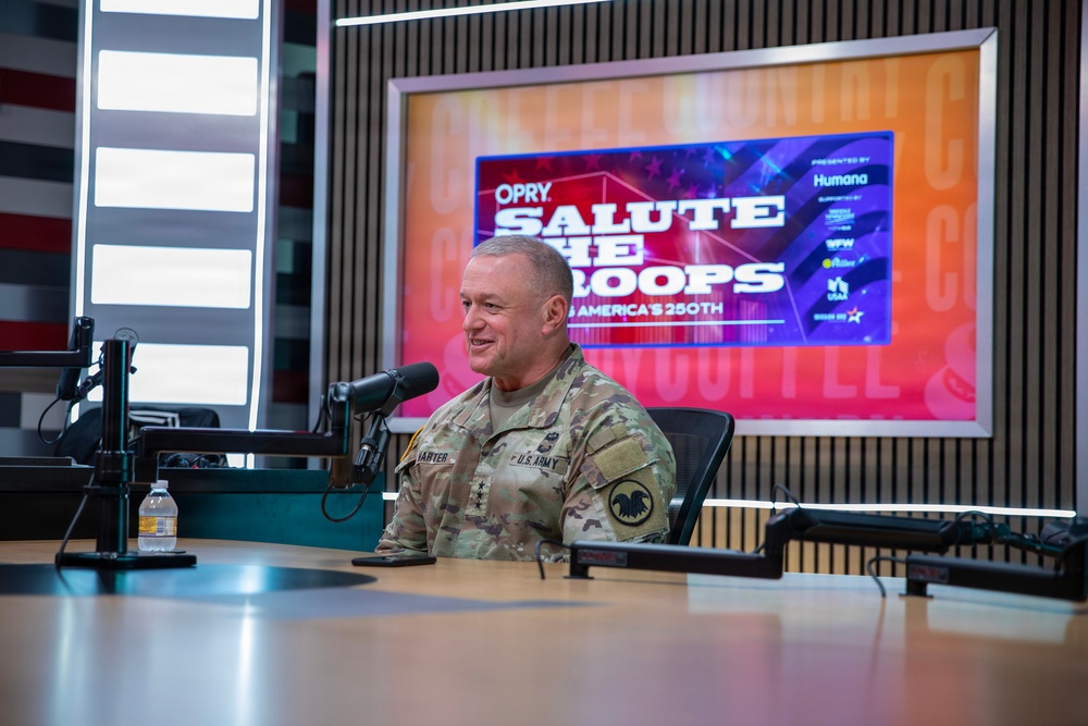 Army Reserve takes center stage at Grand Ole Opry’s “Salute The Troops”
