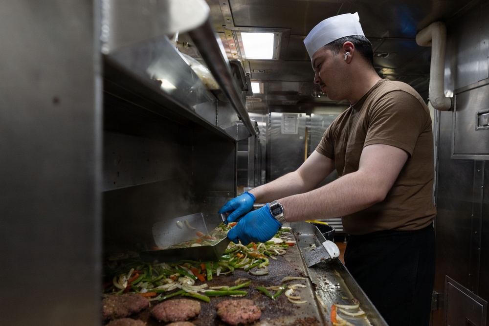 Culinary Specialist aboard USS Gonzalez (DDG 66)
