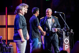 Army Reserve takes center stage at Grand Ole Opry’s “Salute The Troops”
