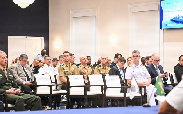 IADC Hosts Brazilian Navy Commander for Academic Presentation and Recognition Ceremony