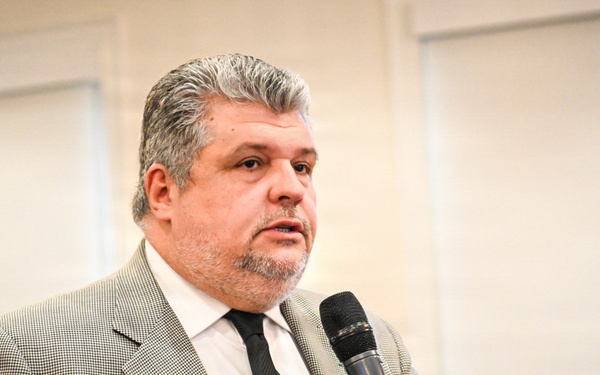 IADC Hosts Brazilian Navy Commander for Academic Presentation and Recognition Ceremony