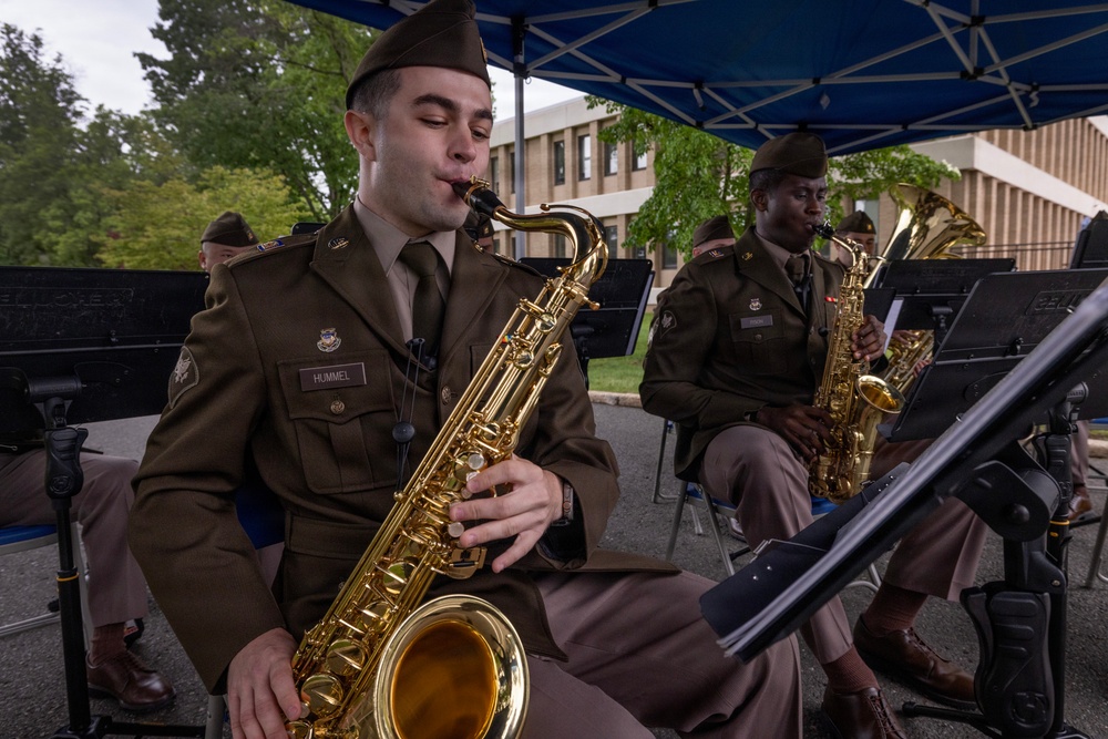 63rd Army Band perofrms at Memorial Day ceremony