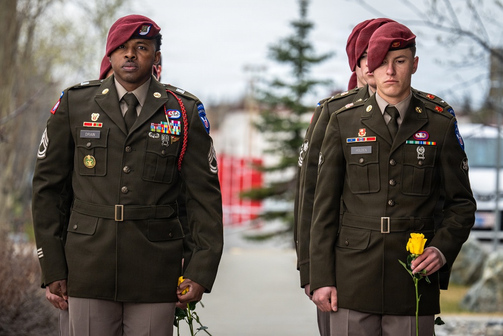 Paratroopers gather to honor the fallen