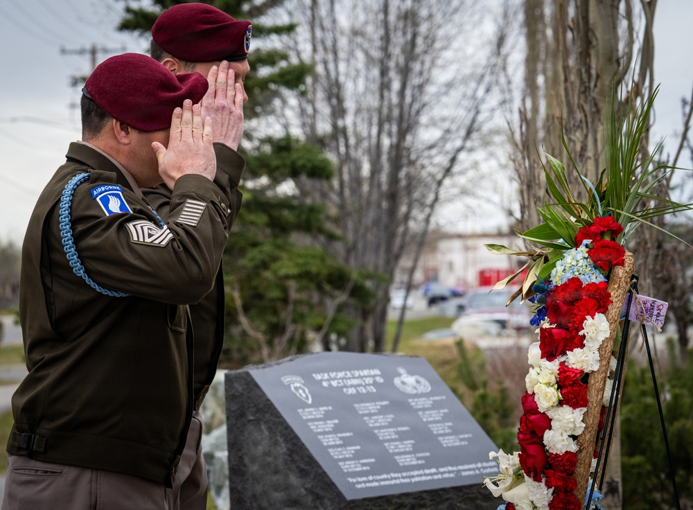 Paratroopers gather to honor the fallen