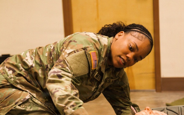 A Soldier with the 184th Expeditionary Sustainment Command, MSARNG, conducts Combat Life Saver (CLS) Training during Annual Training