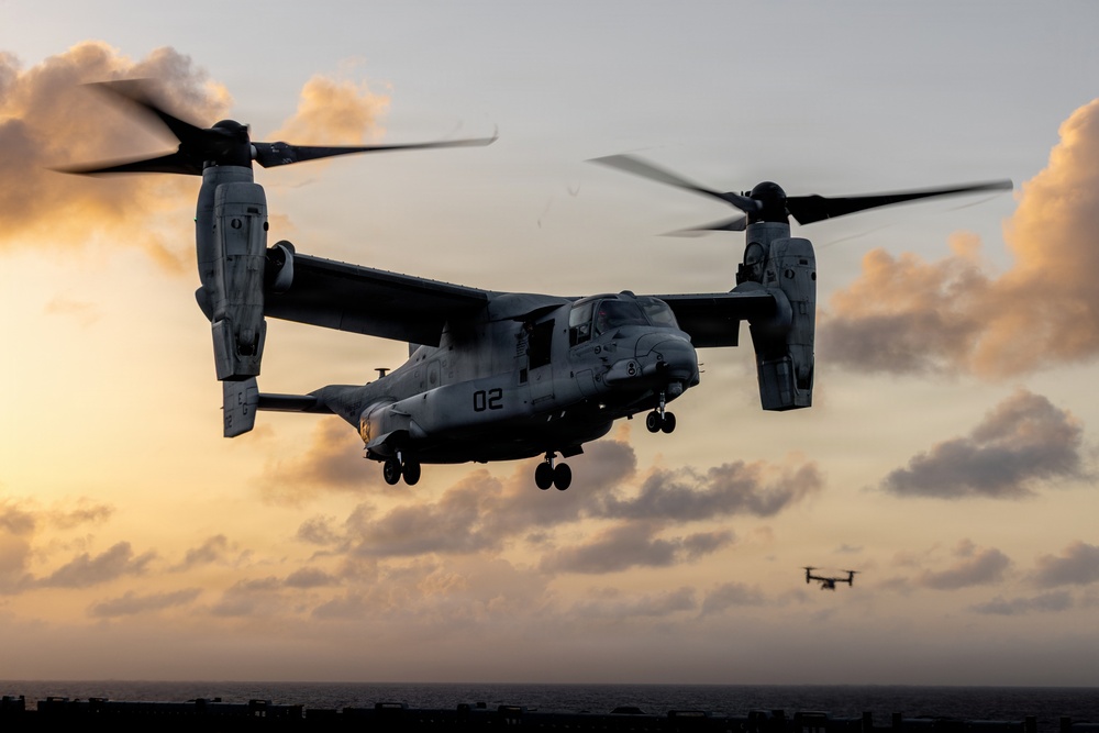 22nd MEU (SOC) | USS Iwo Jima Conducts Flight Operations