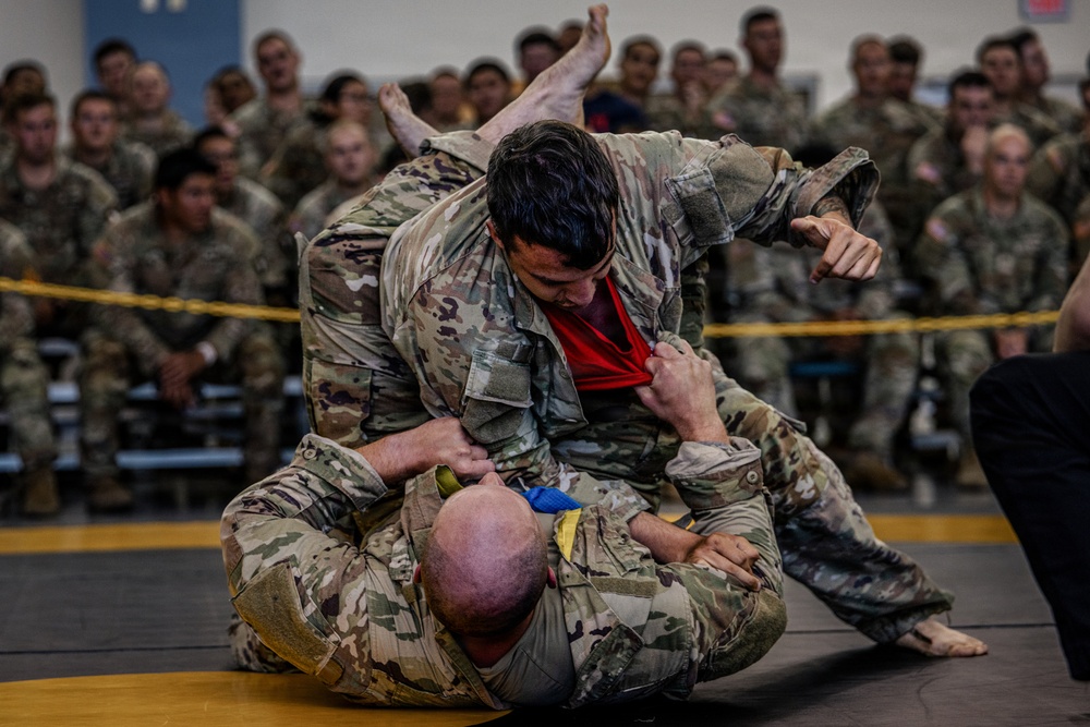 Screaming Eagles Compete in Week of the Eagles 2026 Combatives Tournament (Round 1)