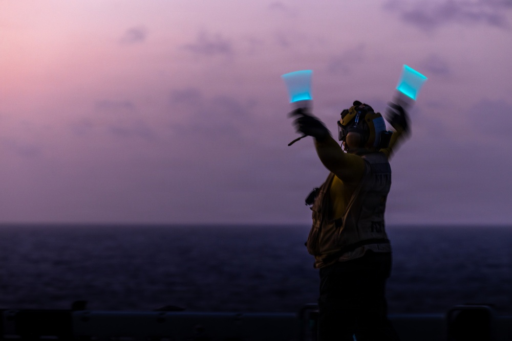 22nd MEU (SOC) | USS Iwo Jima Conducts Flight Operations
