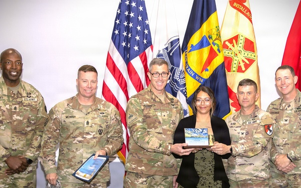Alexandra Webb, NTC Volunteer of the Year / 11th ACR Volunteer of the Year