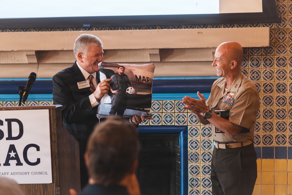 3rd MAW Commanding General speaks at SDMAC Breakfast