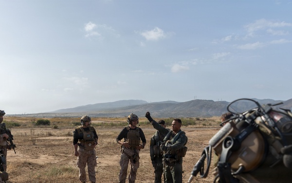 Marines with V2/5 and 3rd LAR conduct EOTG TRAP course