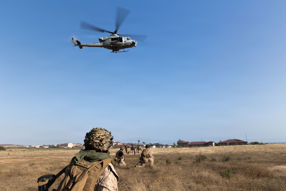 Marines with V2/5 and 3rd LAR conduct EOTG TRAP course