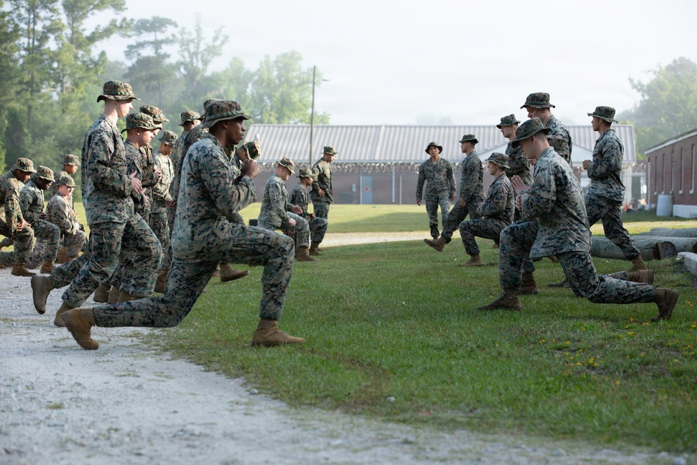 2nd Marine Logistics Group Improves Combat Readiness with Endurance Course