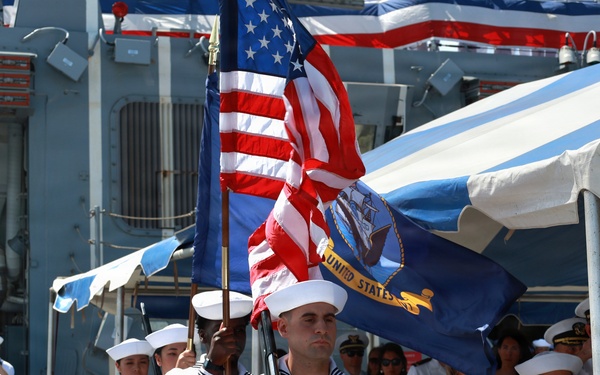 USS Carl M. Levin Holds Change of Command Ceremony