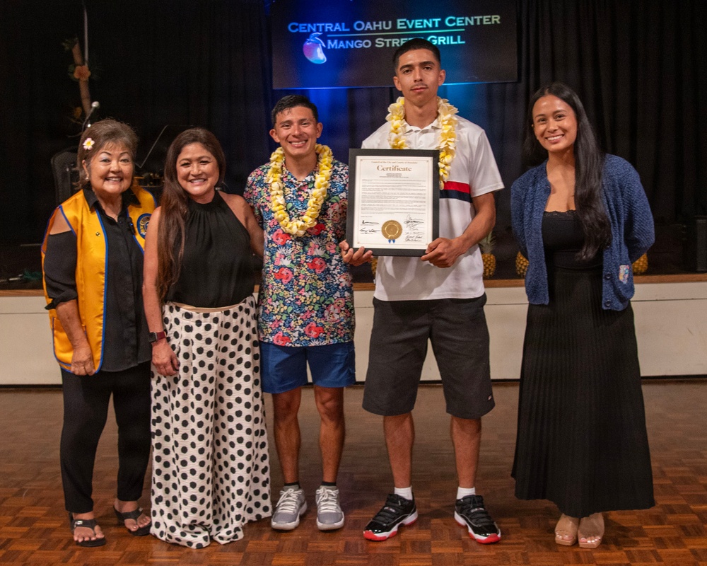 Wahiawa Lions Club honors Schofield Barracks military police Soldier as outstanding military first responder