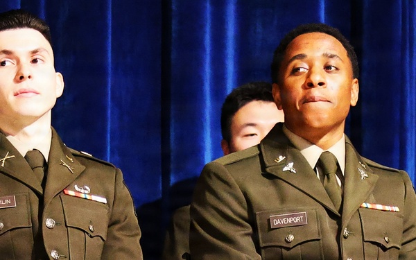 Illinois National Guard Leaders Welcome 10 New Second Lieutenants During Spring ROTC Commissioning Ceremonies