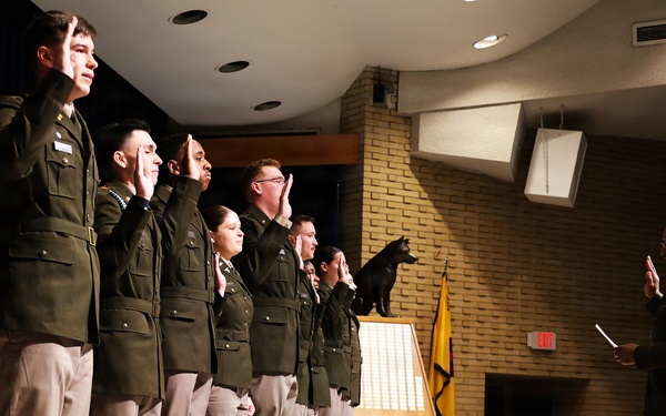 Illinois National Guard Leaders Welcome 10 New Second Lieutenants During Spring ROTC Commissioning Ceremonies