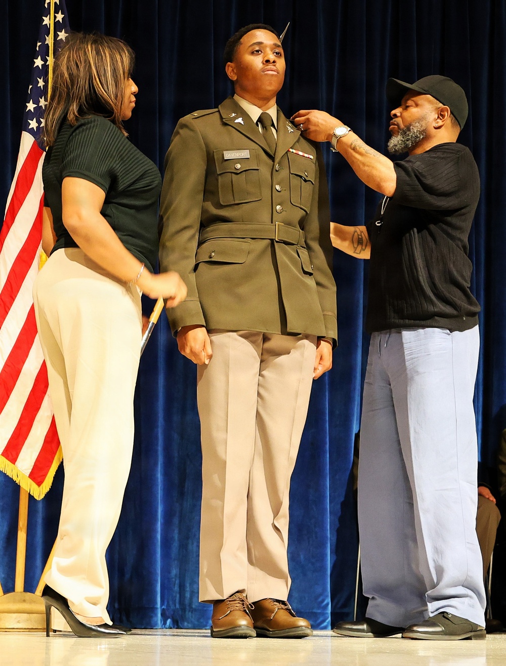Illinois National Guard Leaders Welcome 10 New Second Lieutenants During Spring ROTC Commissioning Ceremonies