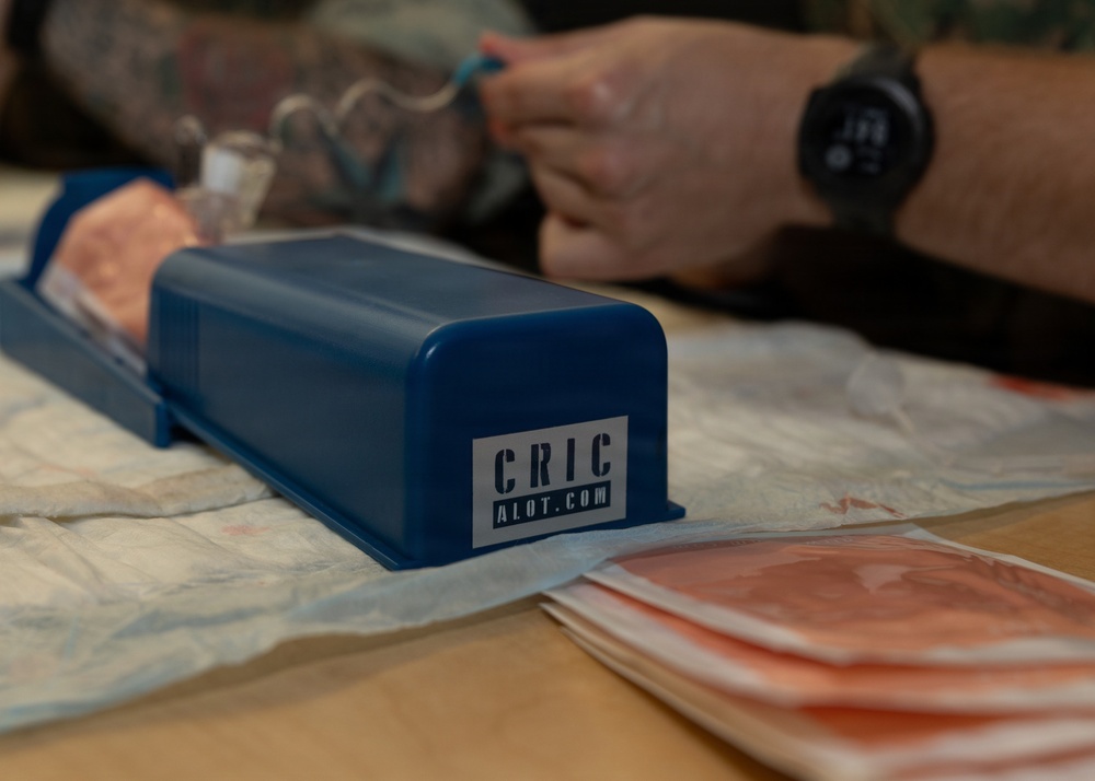 III Marine Expeditionary Force Medical Battalion hosts Emergency Airway Course