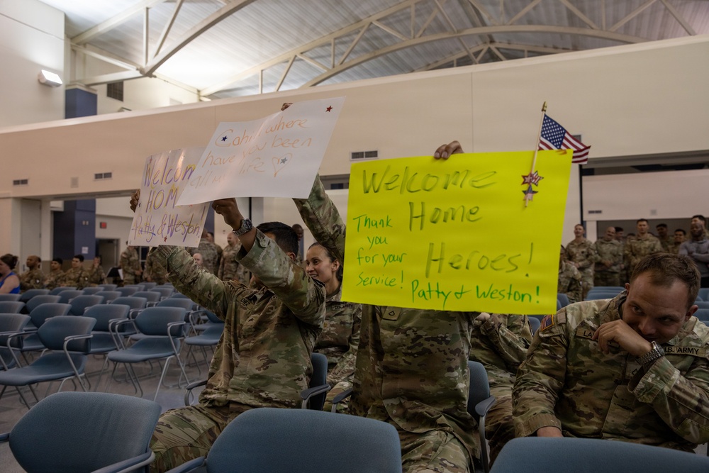 101st HHBN Soldiers return from Border Mission
