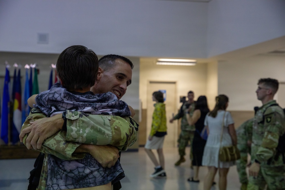 101st HHBN Soldiers return from Border Mission