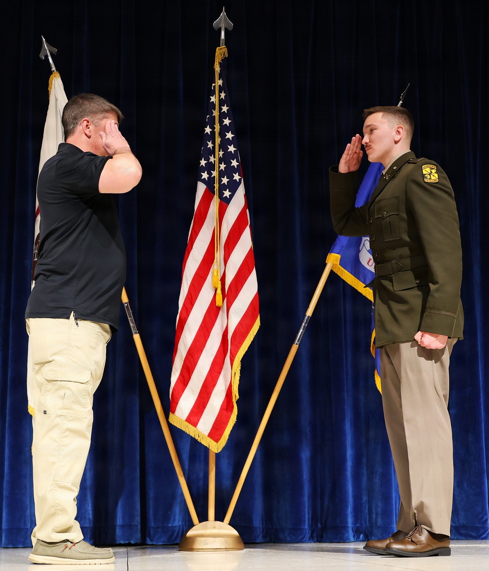 Illinois National Guard Leaders Welcome 10 New Second Lieutenants During Spring ROTC Commissioning Ceremonies