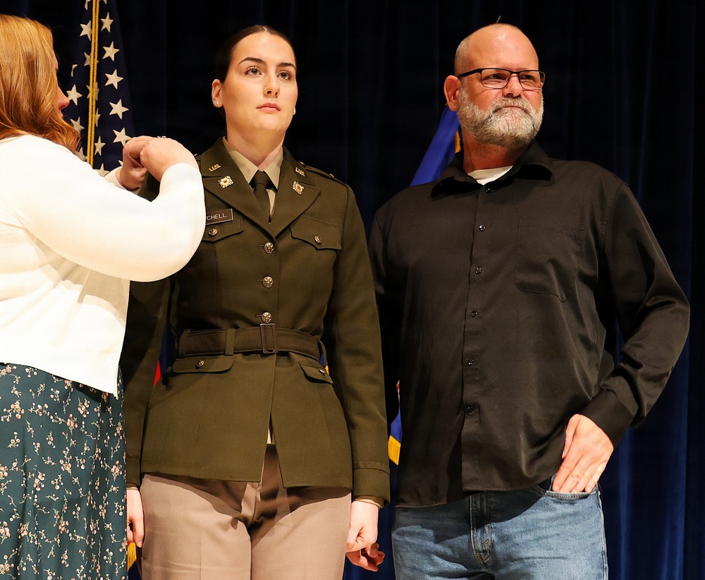 Illinois National Guard Leaders Welcome 10 New Second Lieutenants During Spring ROTC Commissioning Ceremonies