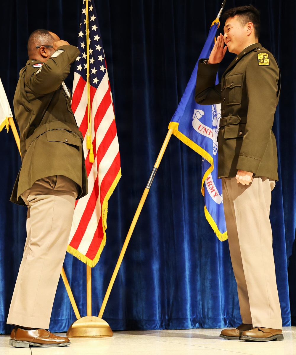 Illinois National Guard Leaders Welcome 10 New Second Lieutenants During Spring ROTC Commissioning Ceremonies