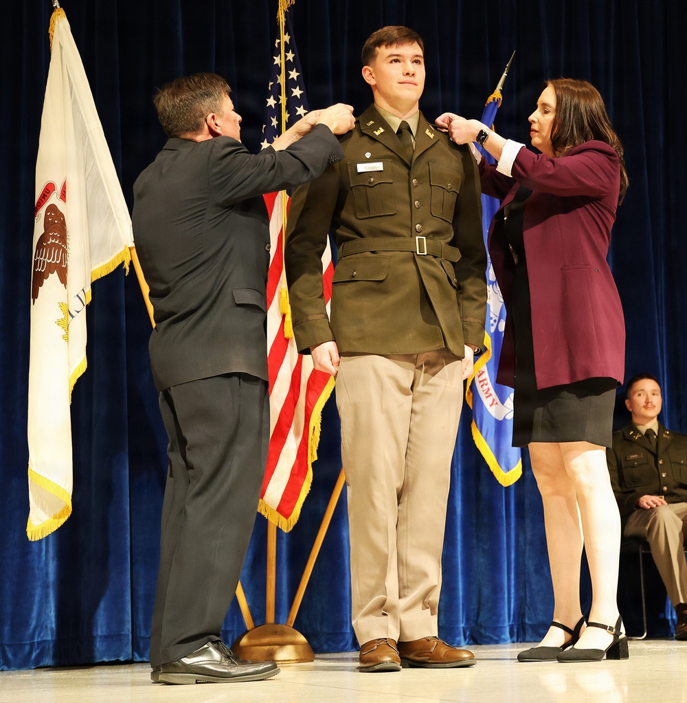 Illinois National Guard Leaders Welcome 10 New Second Lieutenants During Spring ROTC Commissioning Ceremonies