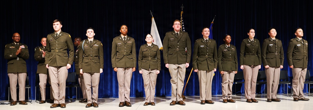 Illinois National Guard Leaders Welcome 10 New Second Lieutenants During Spring ROTC Commissioning Ceremonies