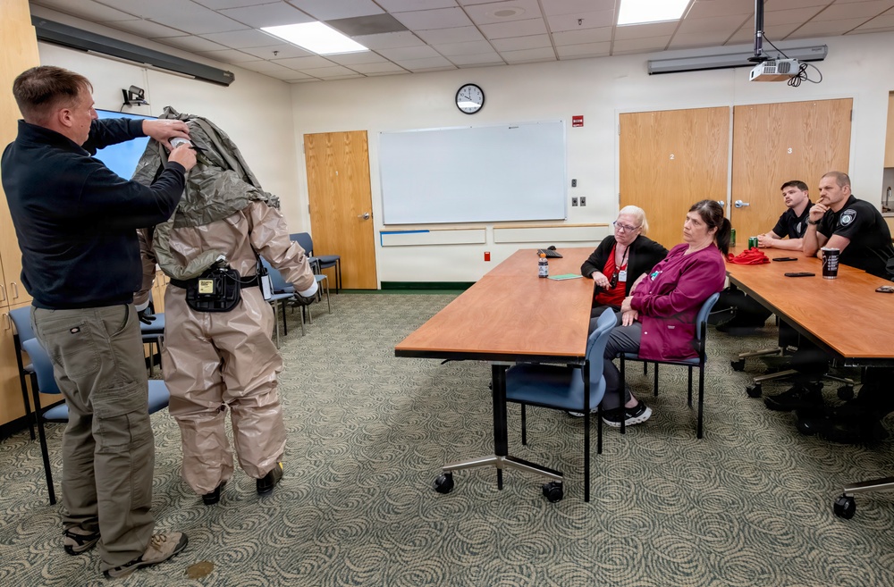 The Oregon National Guard's 102nd CERFP collaborates with Providence Milwaukie Hospital on decontamination training