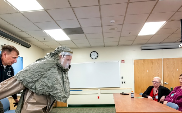 The Oregon National Guard's 102nd CERFP collaborates with Providence Milwaukie Hospital on decontamination training