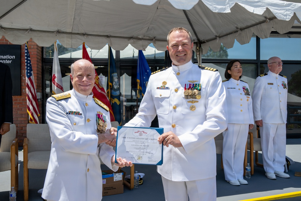 NIWC Pacific welcomes De Soto, bids farewell to McKenna