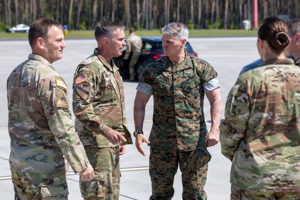 Vice Chairman of the Joint Chiefs of Staff visits rotational V Corps unit in Poland