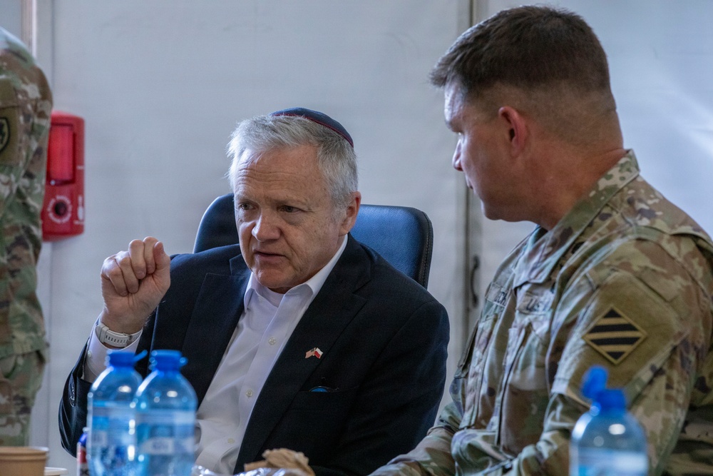 Vice Chairman of the Joint Chiefs of Staff visits rotational V Corps unit in Poland