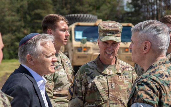 Vice Chairman of the Joint Chiefs of Staff visits rotational V Corps unit in Poland