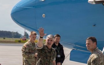 Vice Chairman of the Joint Chiefs of Staff visits rotational V Corps unit in Poland