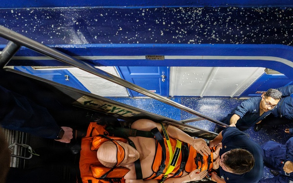 Mount Whitney, HSC-28 Conduct Casualty Evacuation Training