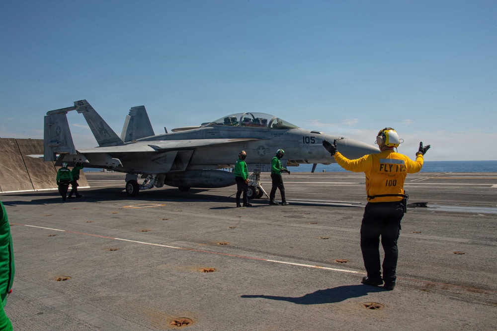Ike conducts flight deck certification in the Atlantic Ocean