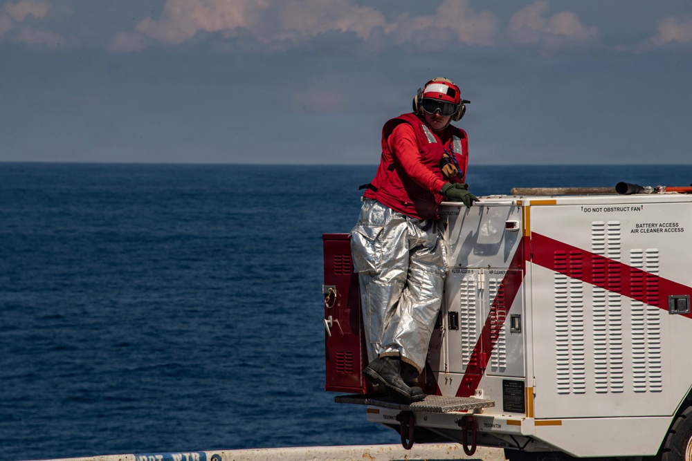 Ike conducts flight deck certification in the Atlantic Ocean