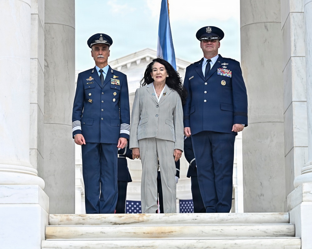Argentina counterpart visit wreath laying