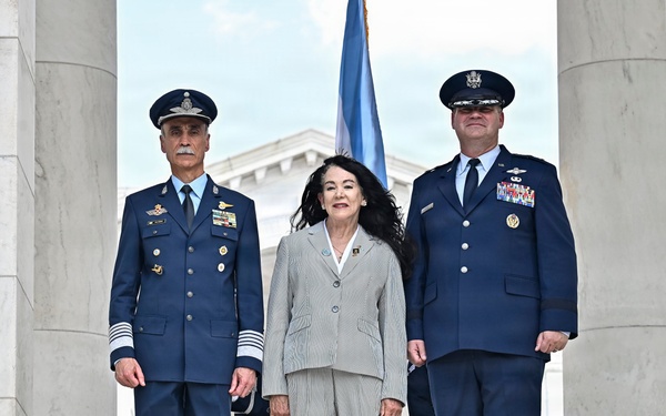 Argentina counterpart visit wreath laying
