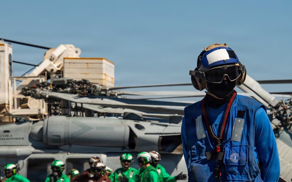 Ike conducts flight deck certification in Atlantic Ocean
