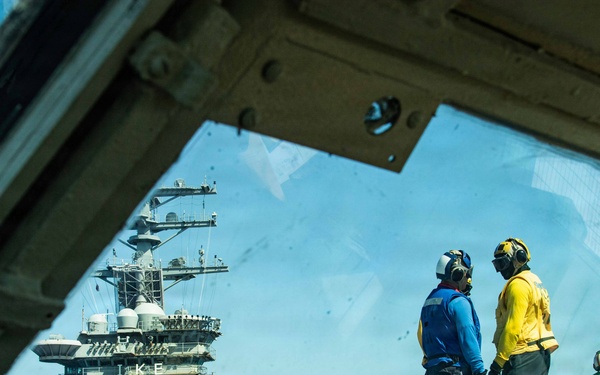 Ike conducts flight deck certification in Atlantic Ocean