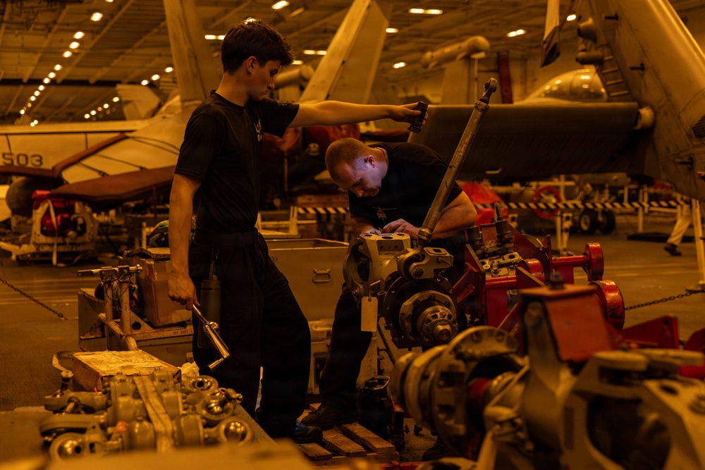 Abraham Lincoln Conducts Underway Operations