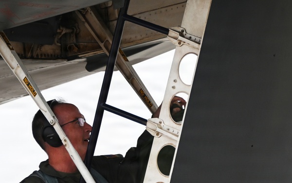 AFRC leadership visits Dyess Air Force Base