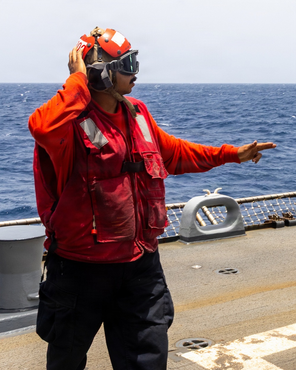USS Rafael Peralta Helicopter in-flight Refueling