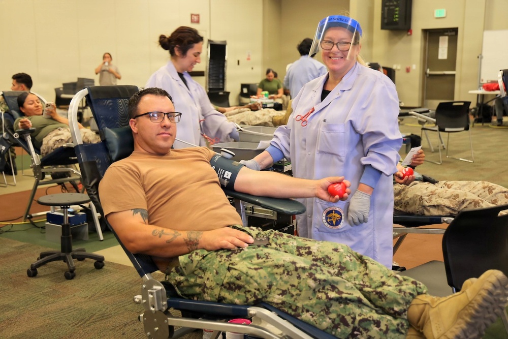 Naval Hospital Twentynine Palms supports record-breaking blood drive at MCAGCC