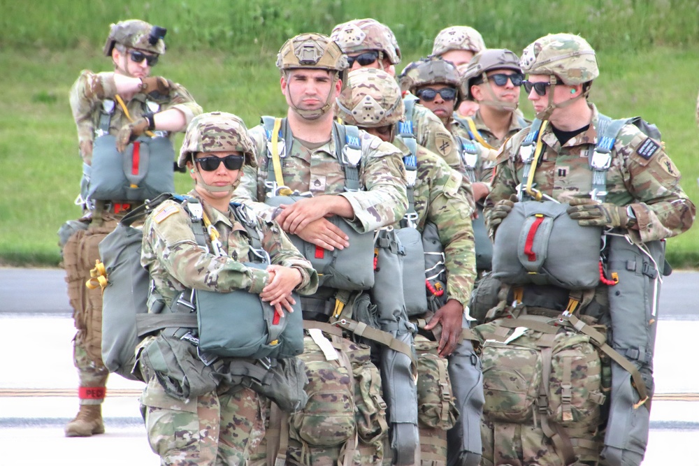 404th and 450th Civil Affairs Battalions Await Infiltration at JB MDL
