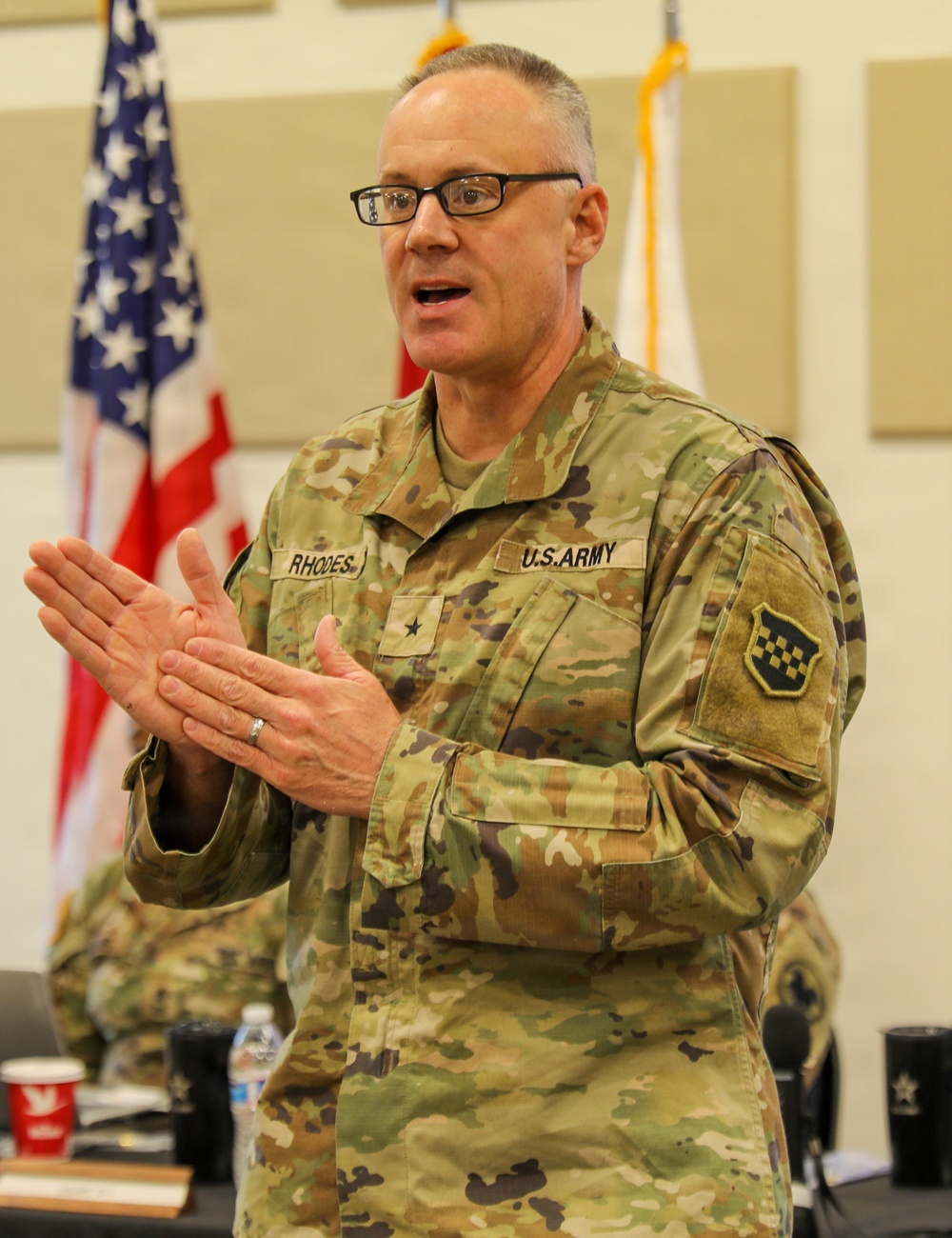Army Reserve leader shares best practices at recruiter forum